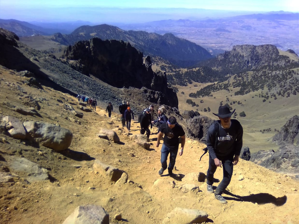 Excursión de senderismo a los volcanes - Imagen 3