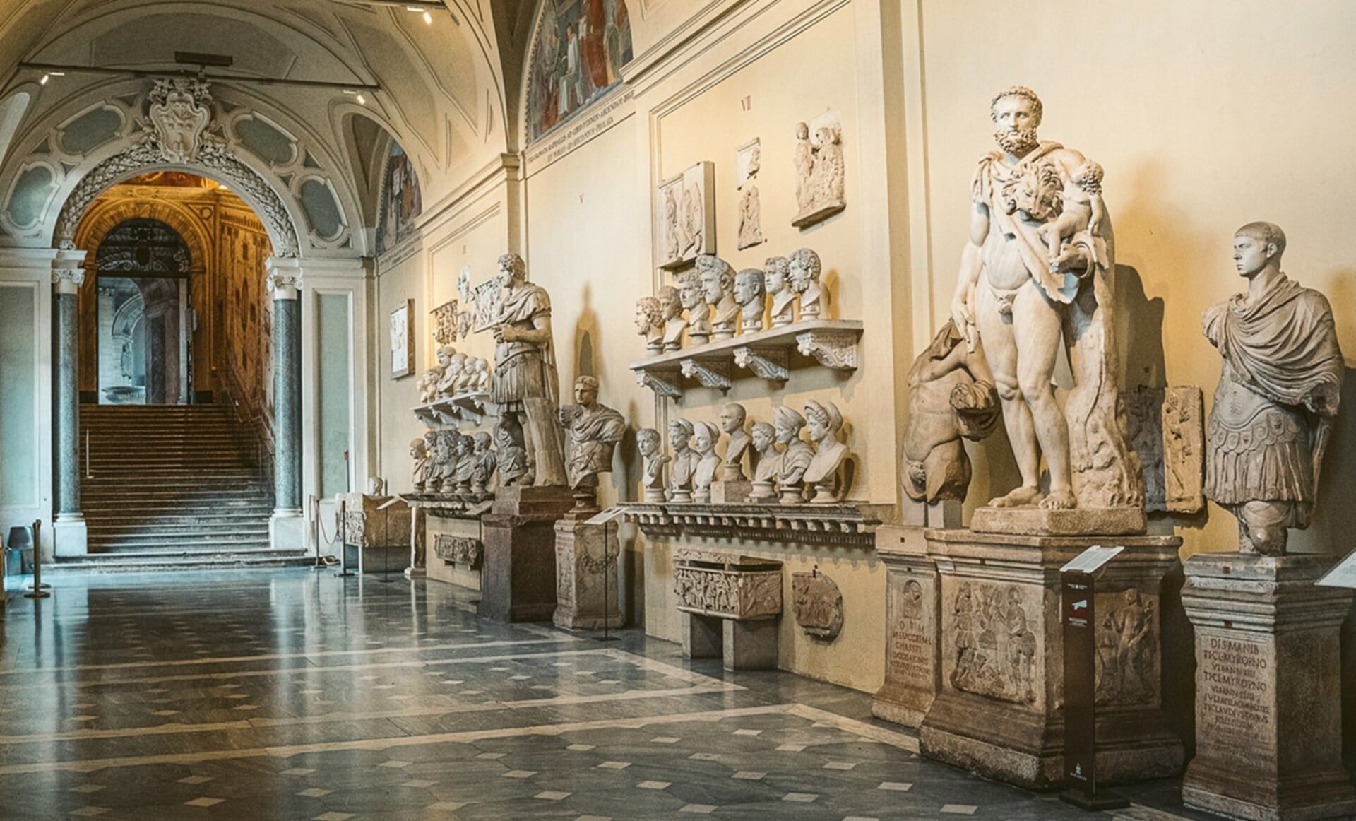 Rome: Vatican Museums Ticket and Audio Tour - Imagen 4
