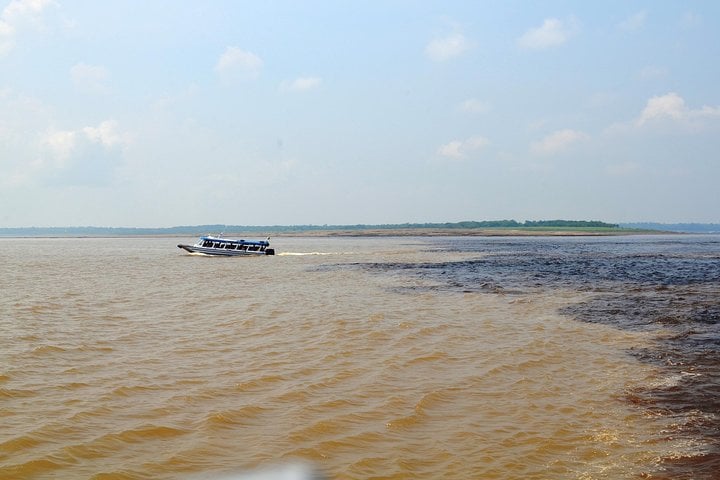 Aldea indígena y encuentro de las aguas - Imagen 3