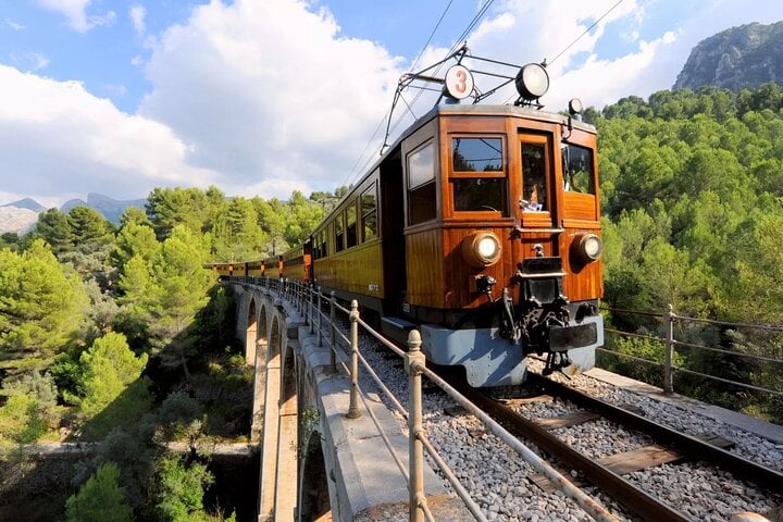 Sóller y Puerto de Sóller en tren y tranvía - Imagen 4