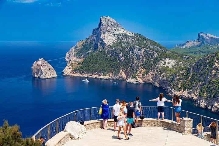 Formentor por tierra y mar y mercado local - Imagen 2