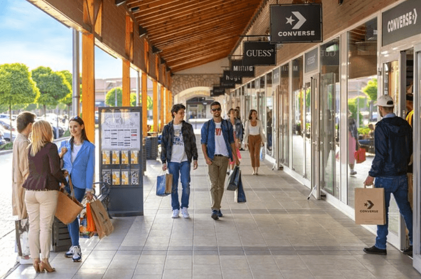 Tour de compras en outlets - Imagen 4