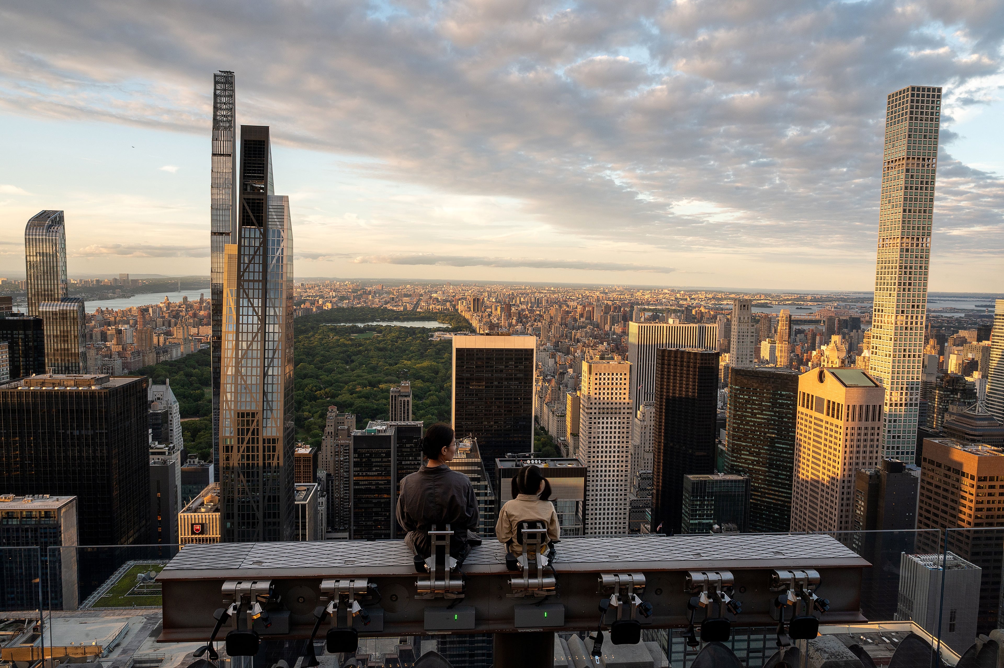 The Beam at Top of the Rock + Admission - Imagen 2