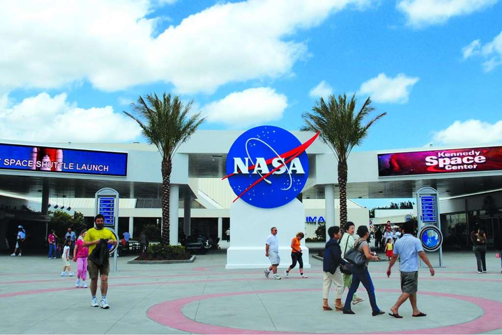 Transfer to Kennedy Space Center - Imagen 4