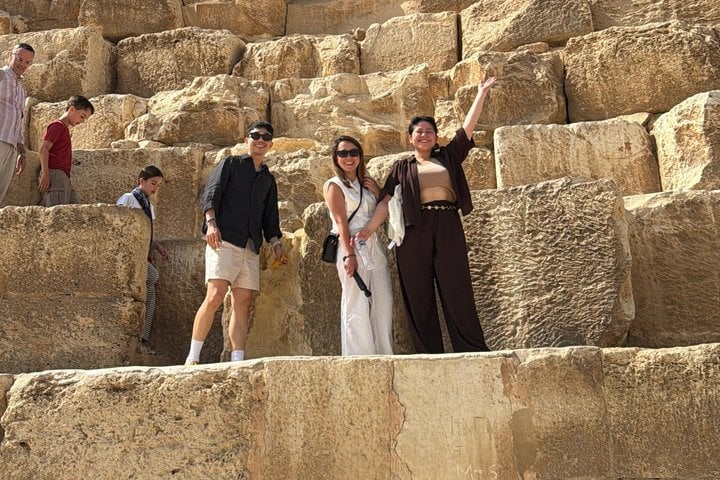 Giza y Gran Museo Egipcio con guía privado - Imagen 2