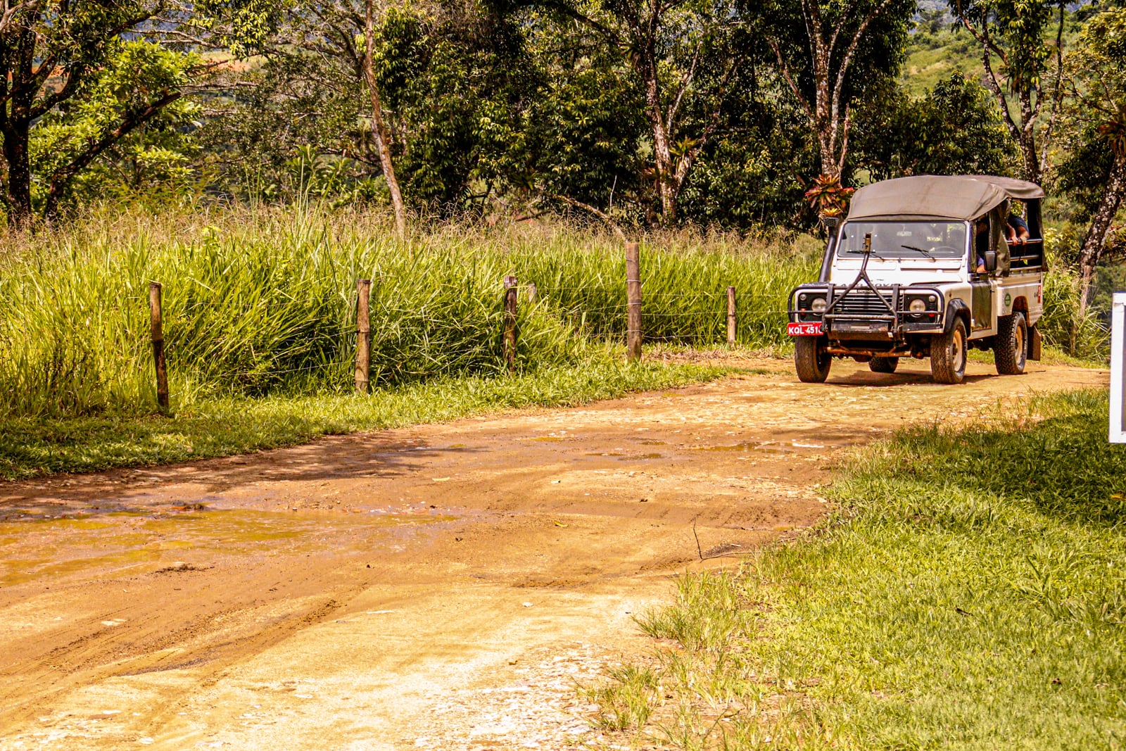 Recorrido en Jeep por las Cataratas - Imagen 2