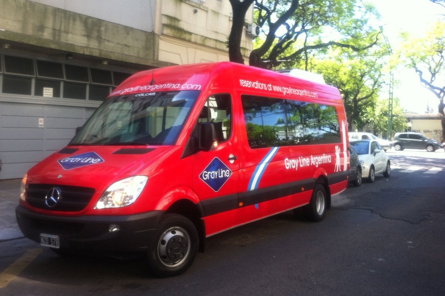 Traslado Privado desde Aeropuerto Bariloche hasta Hotel Zona centro o viceversa - 4 a 10 personas - Imagen 2