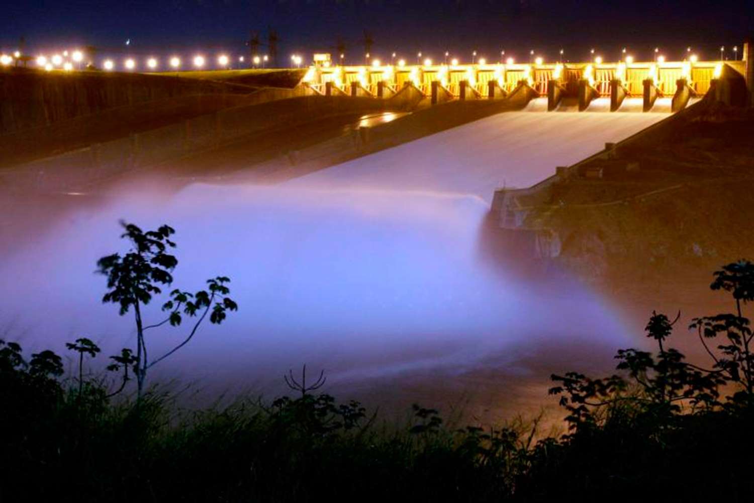 Tour Nocturno por Itaipú - Imagen 2