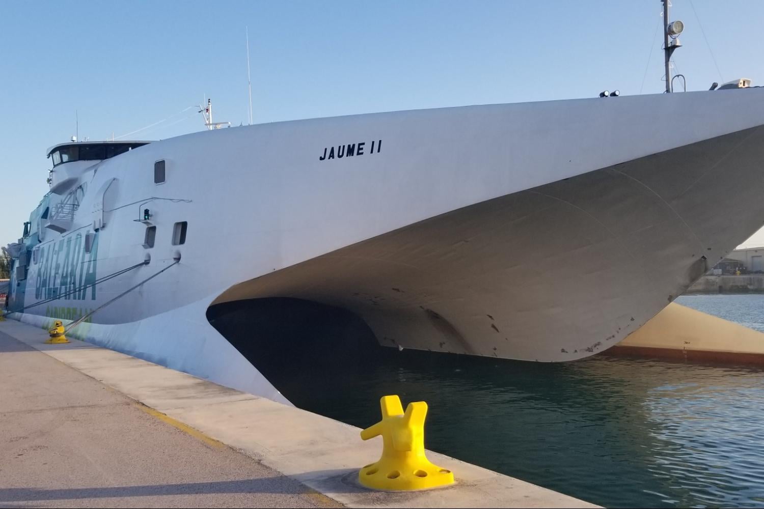 Ferry to Freeport, Grand Bahama: Economy - Imagen 2