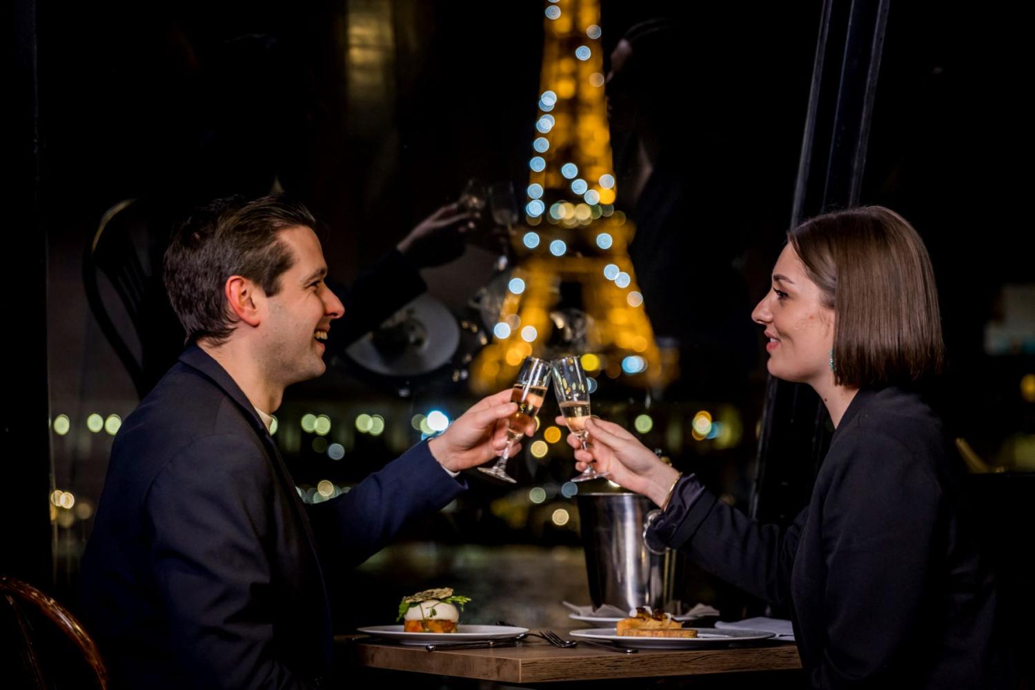 Seine Dinner Cruise 6:45 pm, Special Dates - Imagen 3