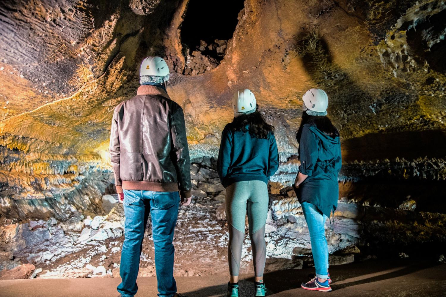 Cueva del carbón y jardines - Imagen 3