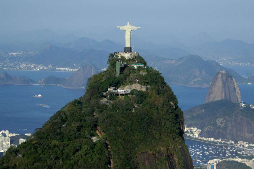 Pan de Azúcar, Selarón y Cristo en van - Imagen 2