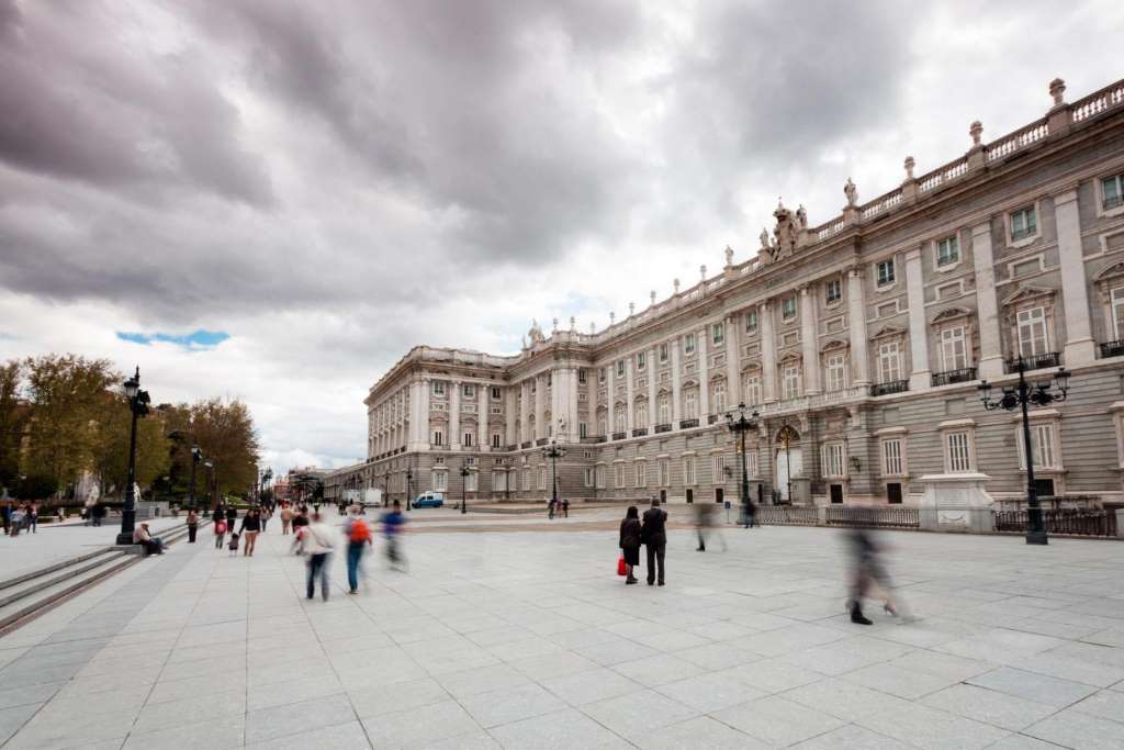 Palacio Real: visita con acceso preferente - Imagen 3
