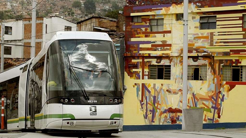 Ciudad y Comuna 13 con almuerzo - Imagen 3