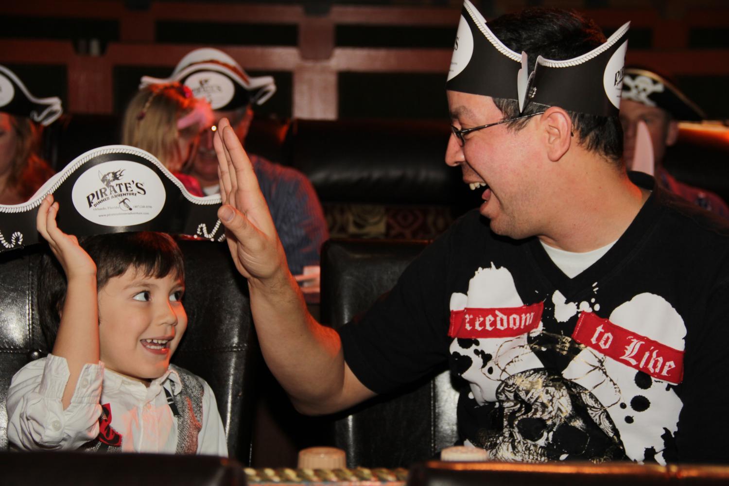 Pirates Dinner Adventure: cena y show - Imagen 3