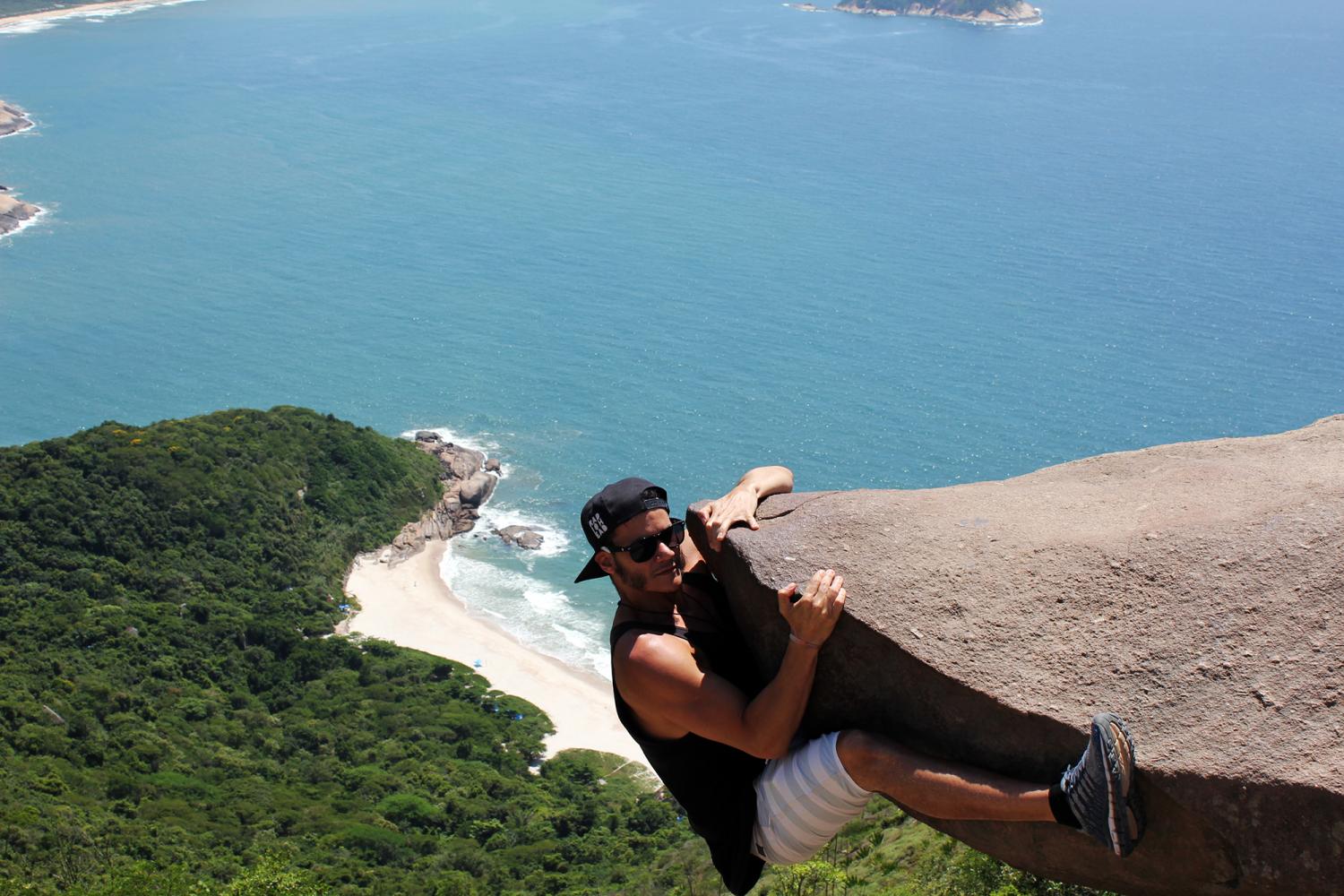 Pedra do Telégrafo e Praia de Grumari - Imagen 3
