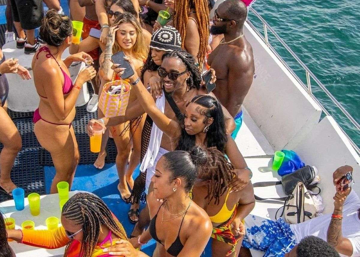 Hip Hop & Afrobeats Party Boat, Open Bar - Imagen 4