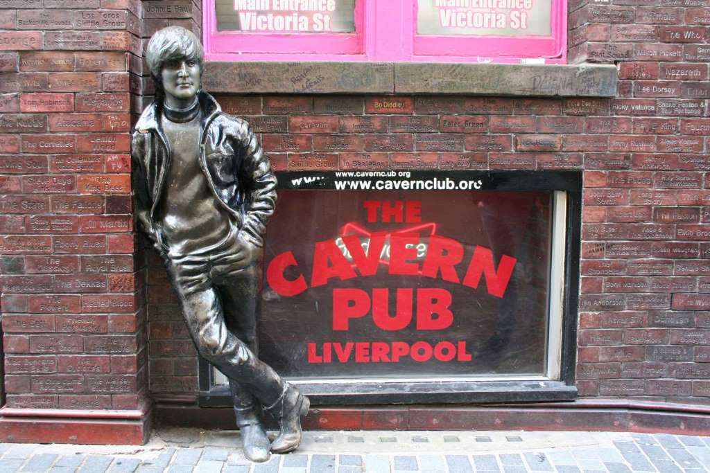 From London by Train: Beatles and Liverpool - Imagen 2