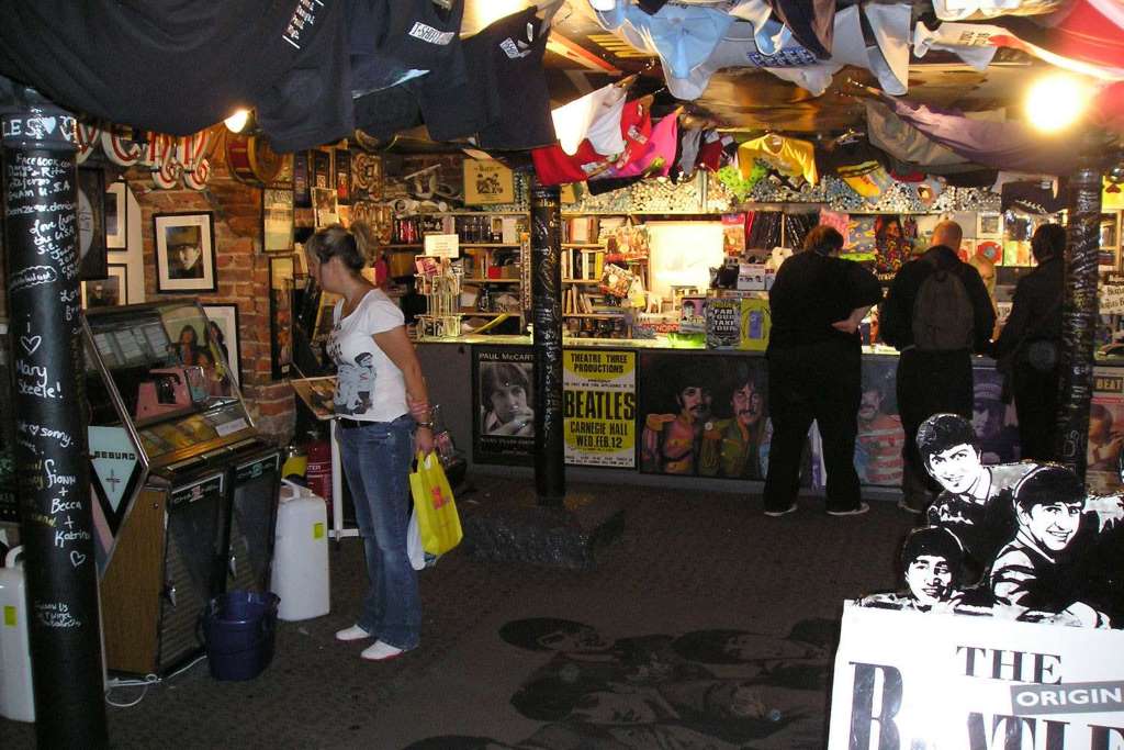 From London by Train: Beatles and Liverpool - Imagen 3