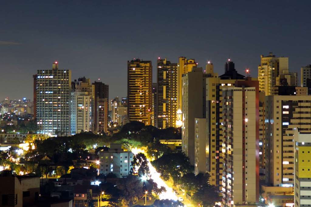 Curitiba de noche con cena - Imagen 2