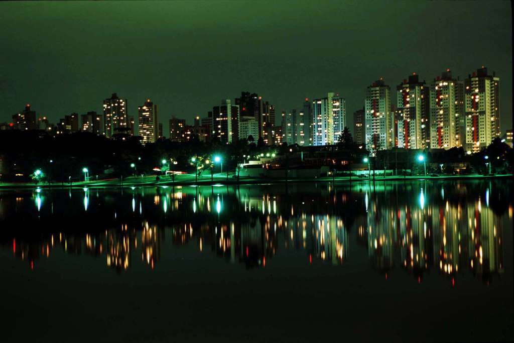 Curitiba de noche con cena - Imagen 3
