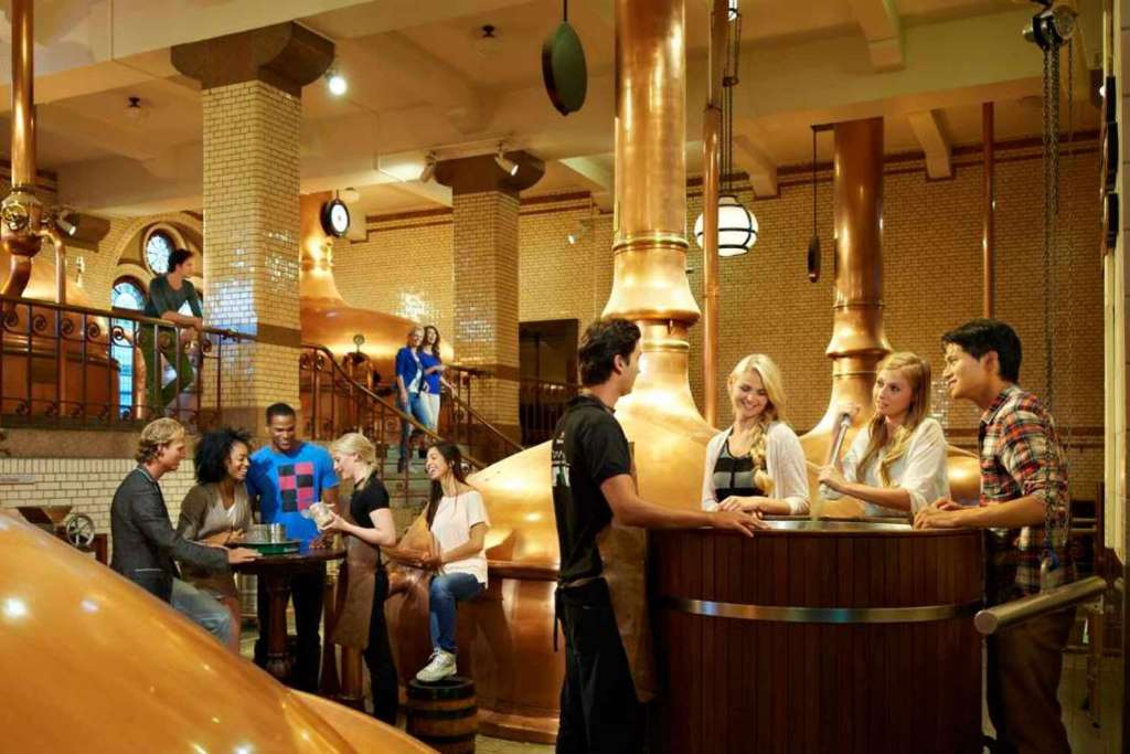 Heineken Experience y crucero por canales - Imagen 4
