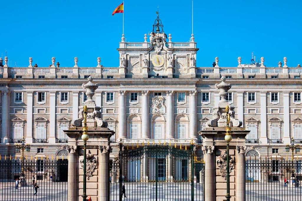 Madrid City Tour en bus Hop On Hop Off - Imagen 2