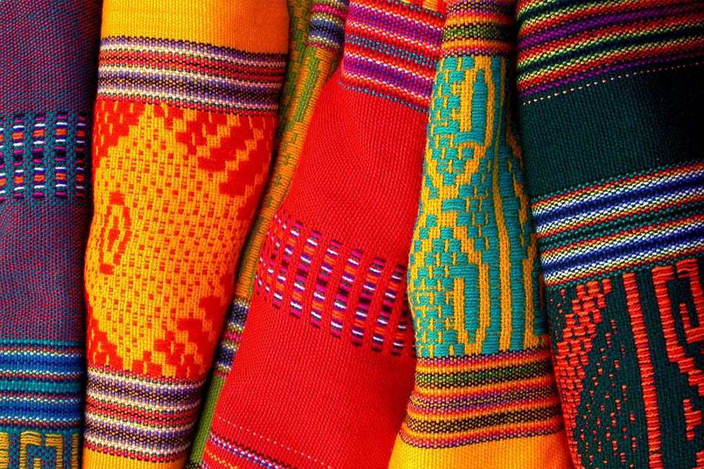 Mercado de Otavalo em um dia - Imagen 4