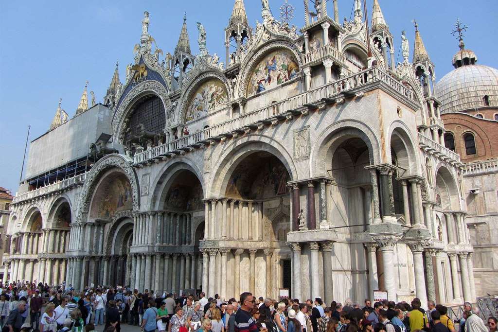 St. Mark's Basilica and Ducal Palace - Imagen 3