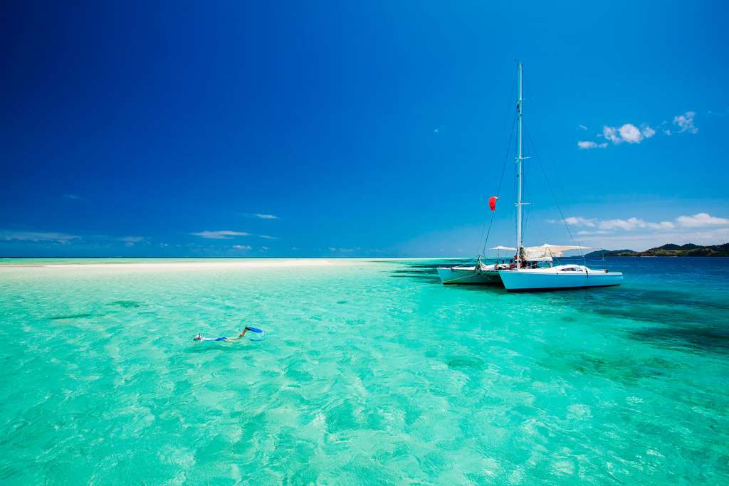 Navegue en catamarán hasta Isla Mujeres - Imagen 2