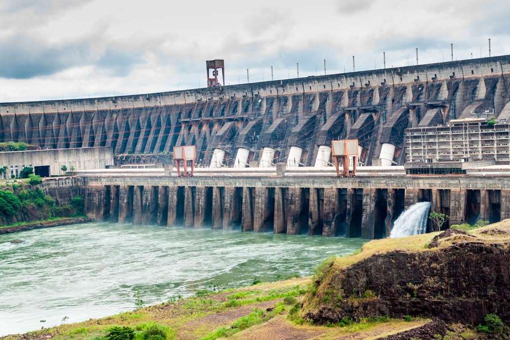 Panoramic Tour of Itaipu Dam - Imagen 4