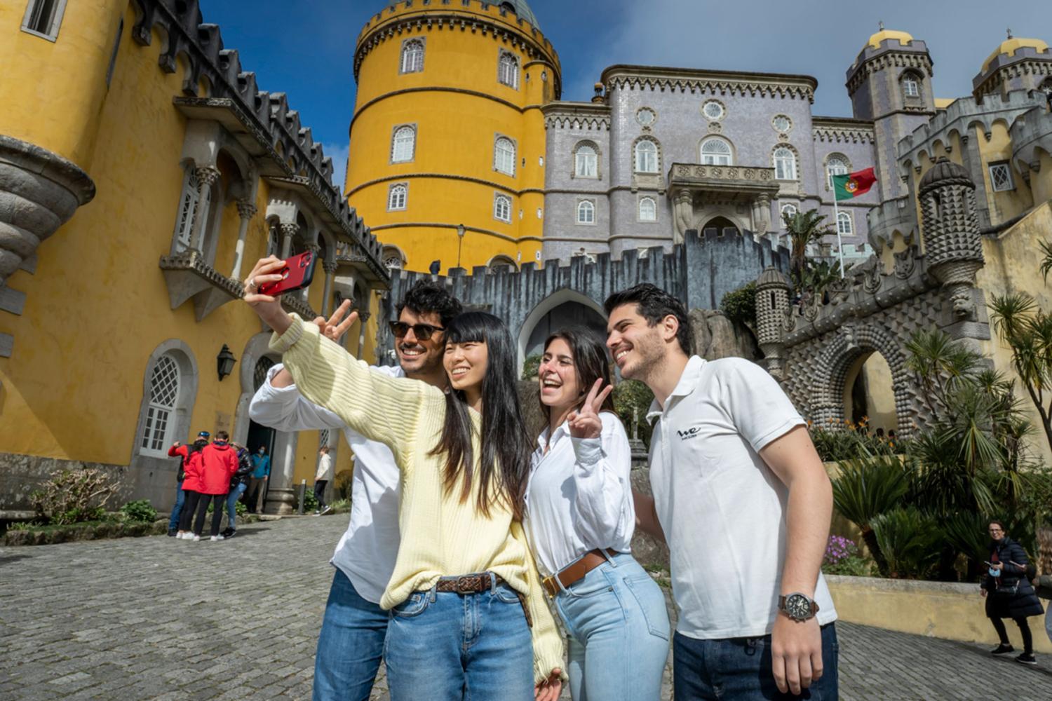 Sintra with Pena Palace and Winery - Imagen 1