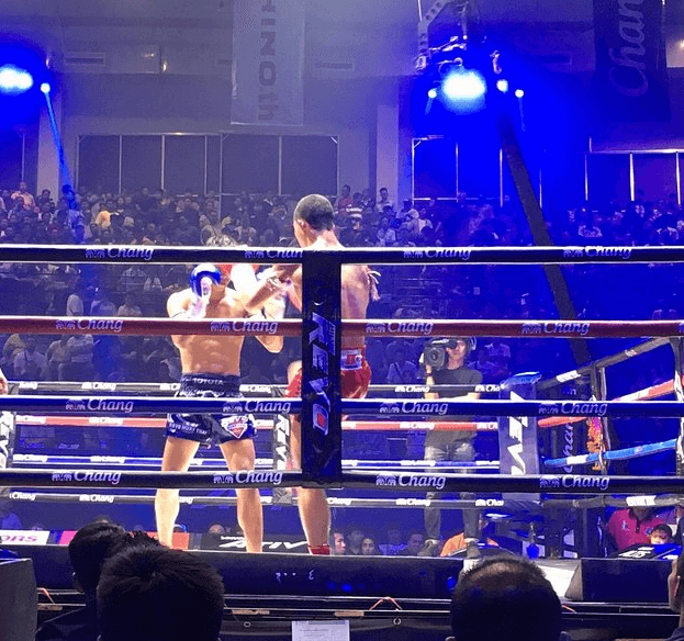 Muay Thai en el Estadio Petch Buncha - Imagen 1