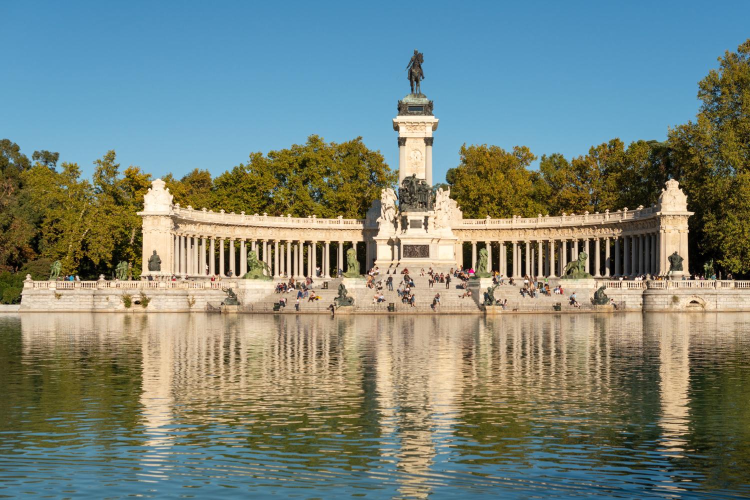 Parque de El Retiro con audioguía - Imagen 1