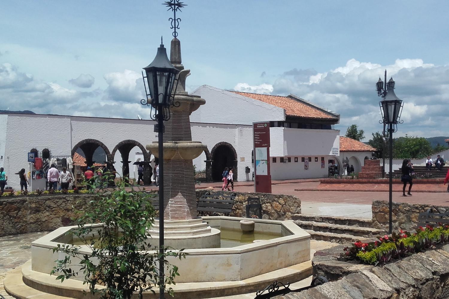 Visita privada a Guatavita desde Bogotá - Imagen 1