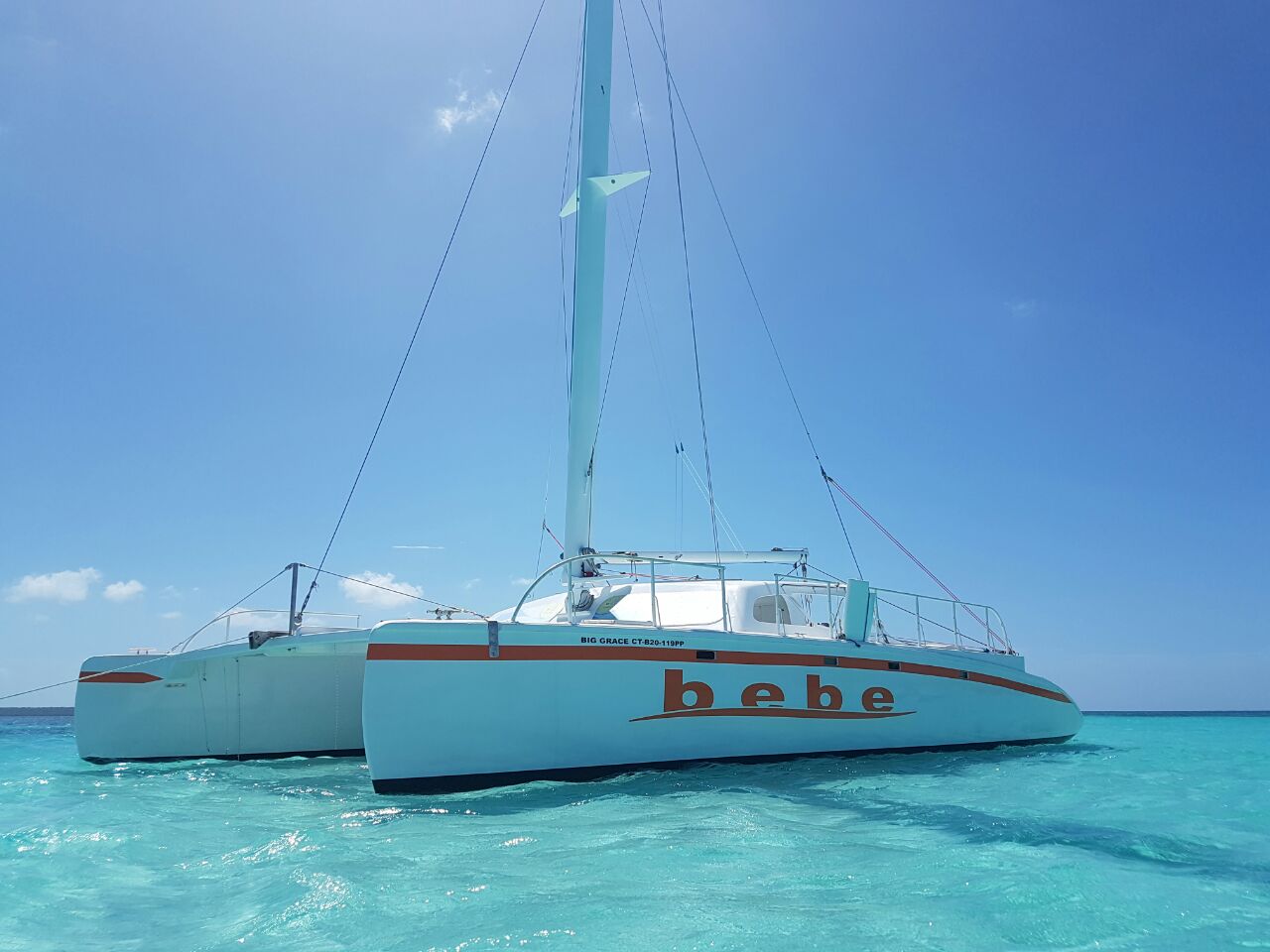 Punta Cana Party Boat and Snorkeling - Imagen 1