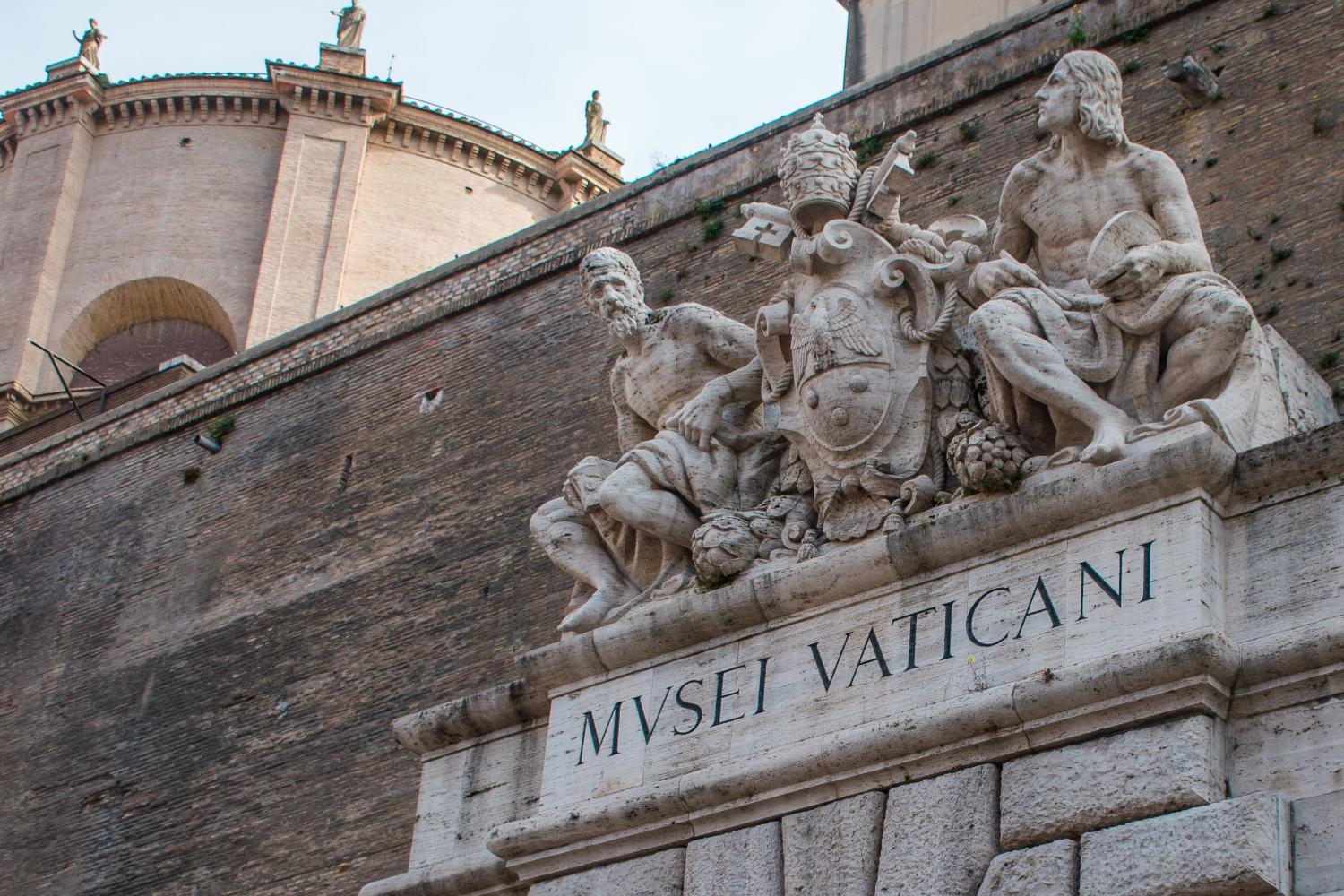 Museos Vaticanos y bus turístico 48 horas - Imagen 1