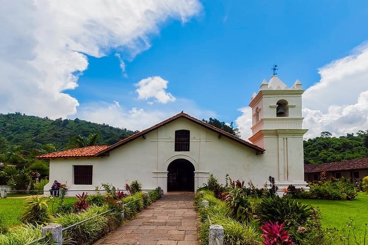 Orosi and Lankester From San José - Imagen 1