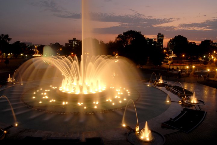 Lima de noche y Circuito Mágico del Agua - Imagen 1