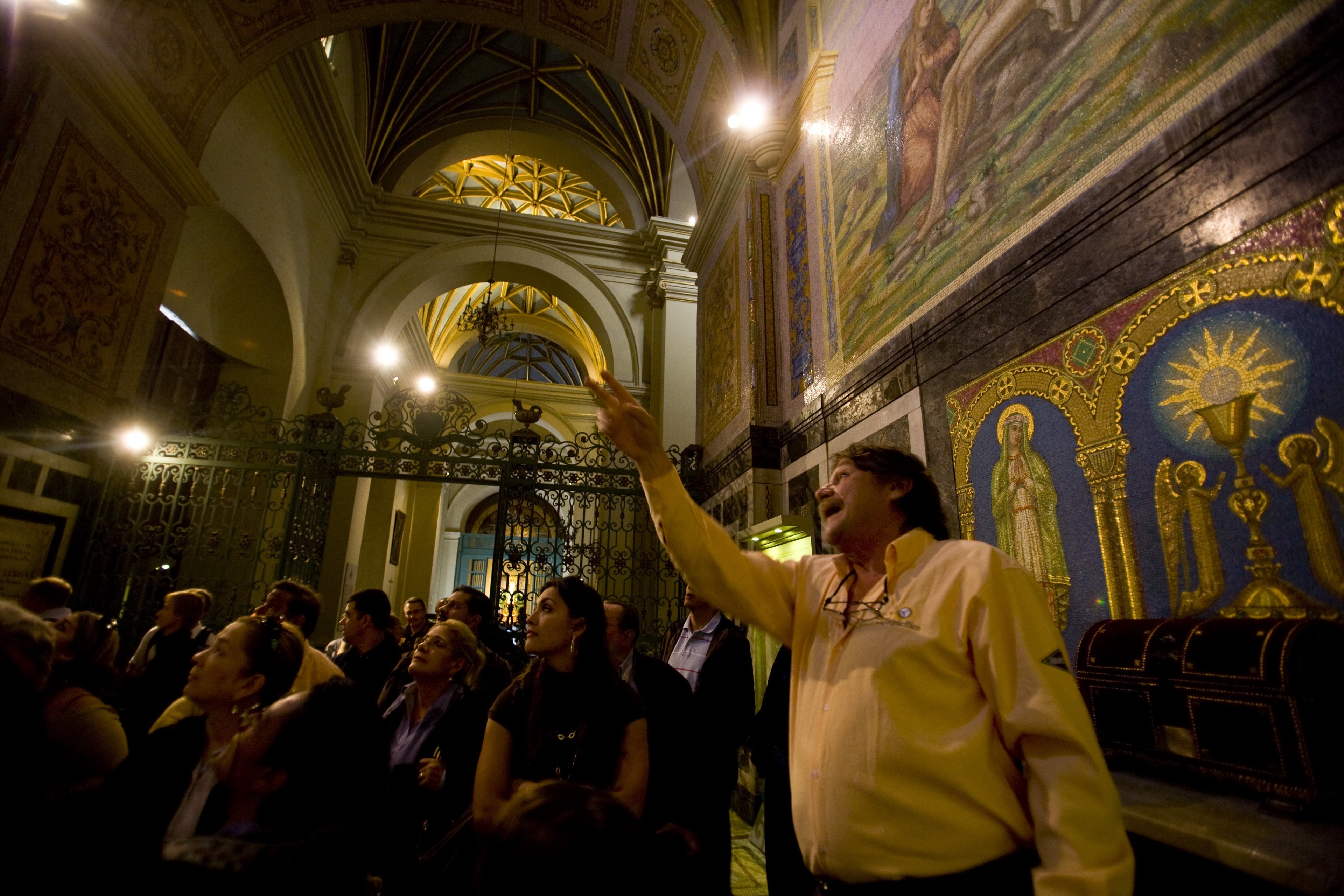 Meio dia: Catedral, Santo Domingo e Larco - Imagen 1