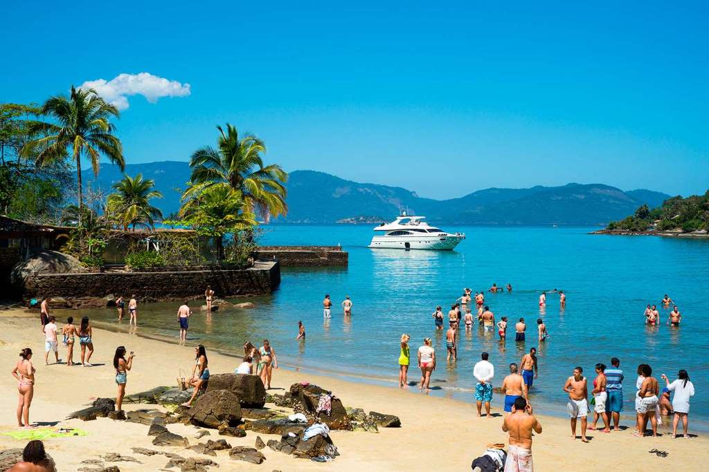 Angra dos Reis e Ilha Grande en goleta - Imagen 1