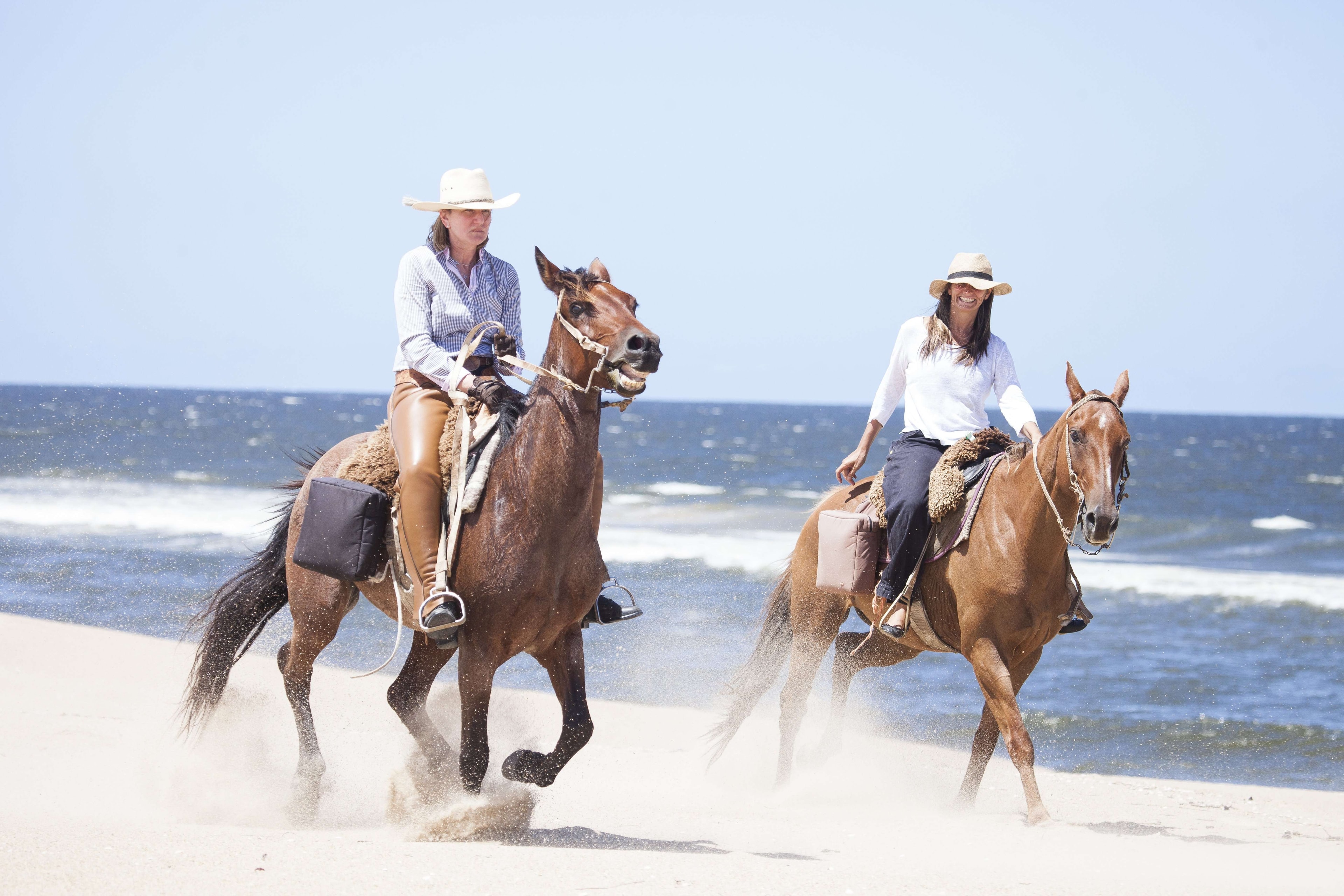 Cabalgata en la Playa - Imagen 1
