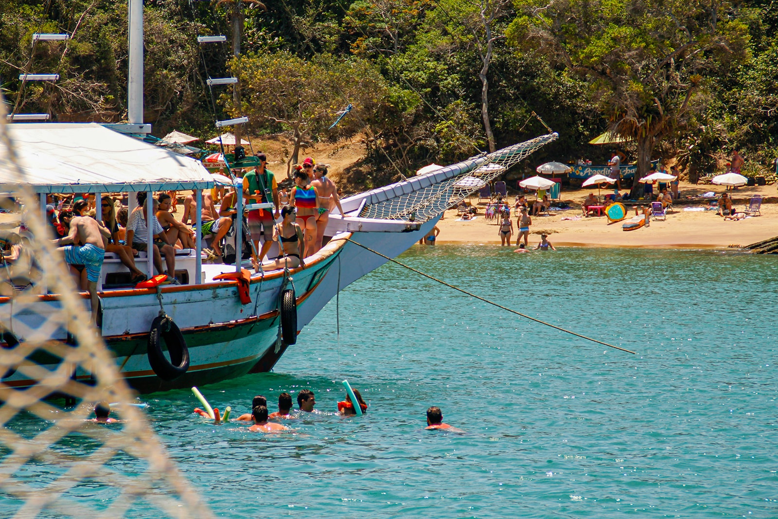 Tour en Scuna por Buzios - Imagen 1