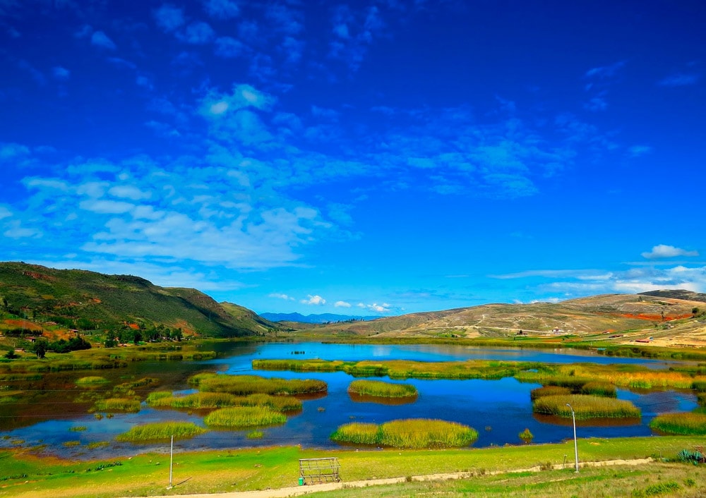 Namora y Laguna San Nicolás: bote de totora - Imagen 1