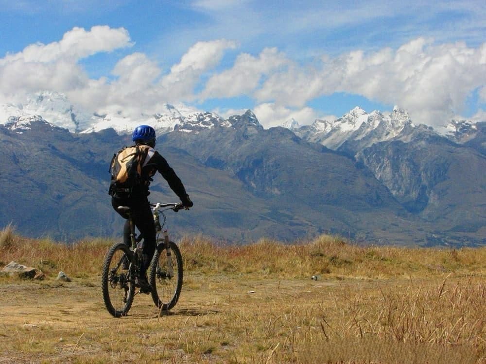 Ciclismo en los Andes sobre dos ruedas - Imagen 1