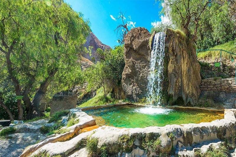 Churin - Descubre baños termales secretos - Imagen 1