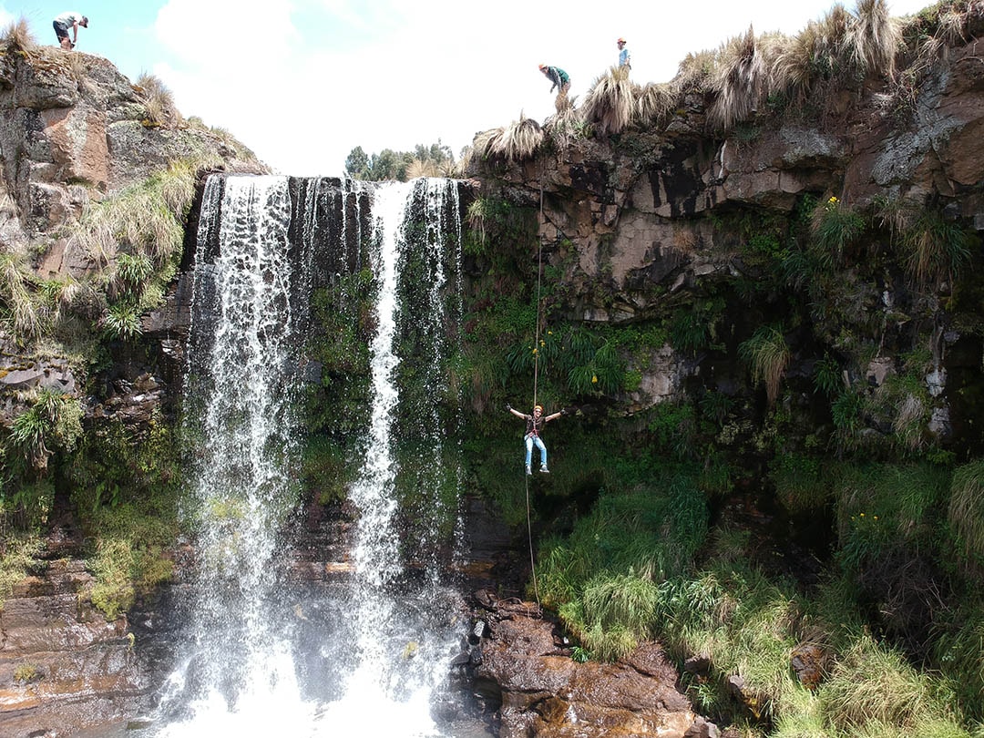 Cascada de Cangallo: naturaleza y patrimonio - Imagen 1