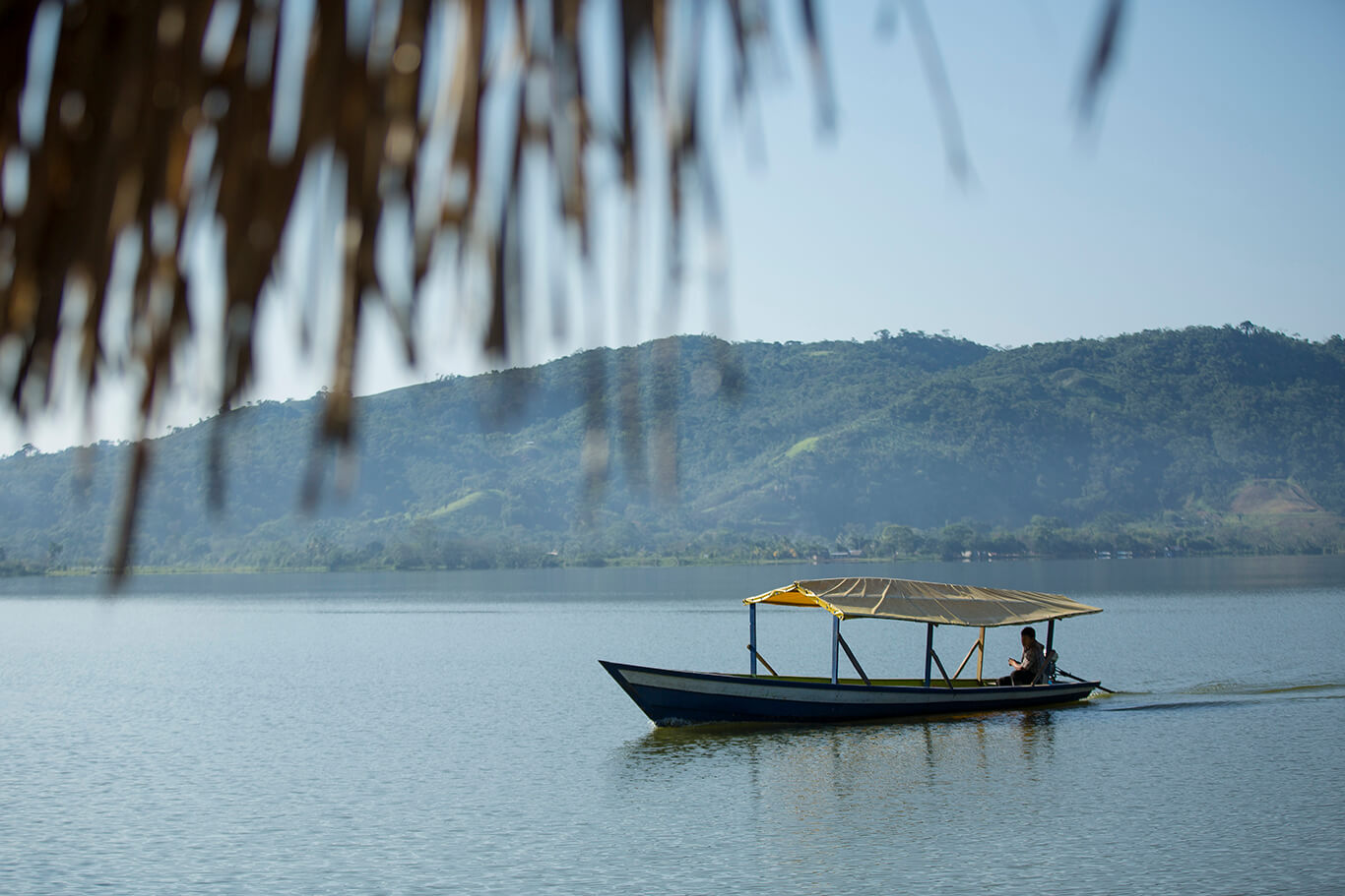 Laguna Azul: Tarapoto's Gem - Imagen 1