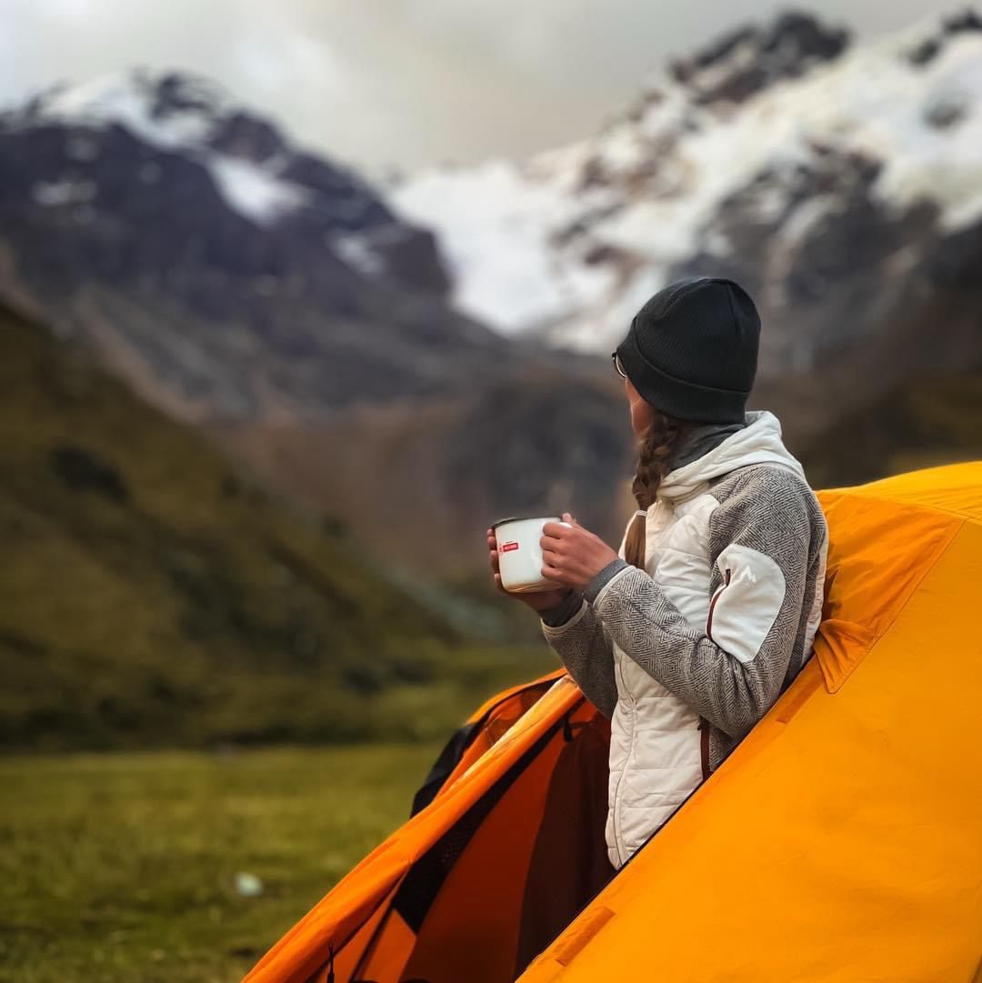 Explora Huayhuash en 5 días alpinos - Imagen 1