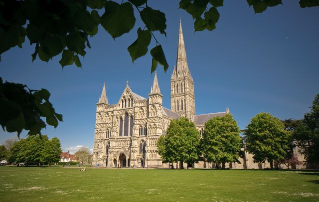 Day trip to Salisbury by Rail - Imagen 1